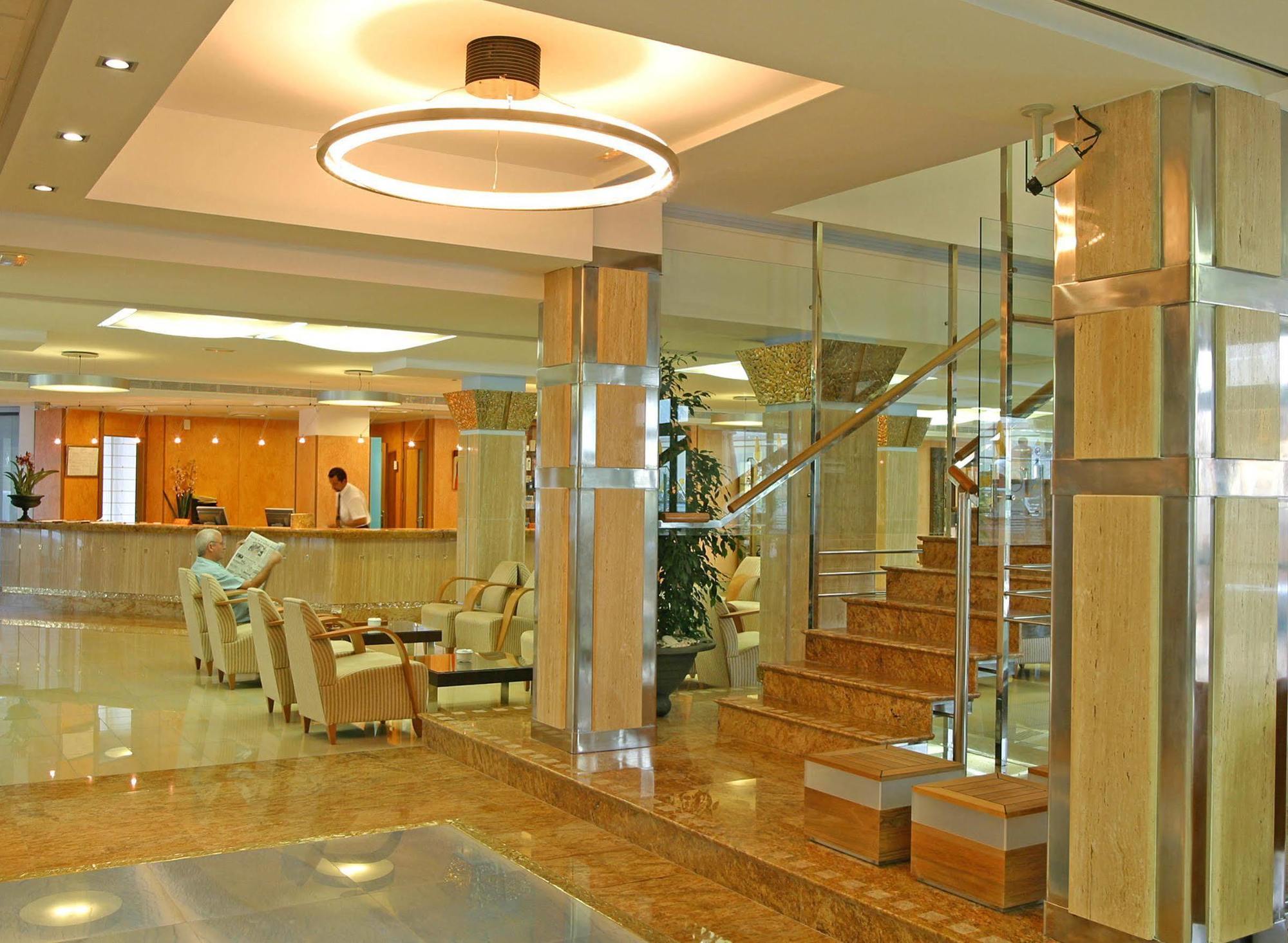 Invisa Hotel La Cala (Adults Only) Санта-Еулалія-дель-Ріо Інтер'єр фото