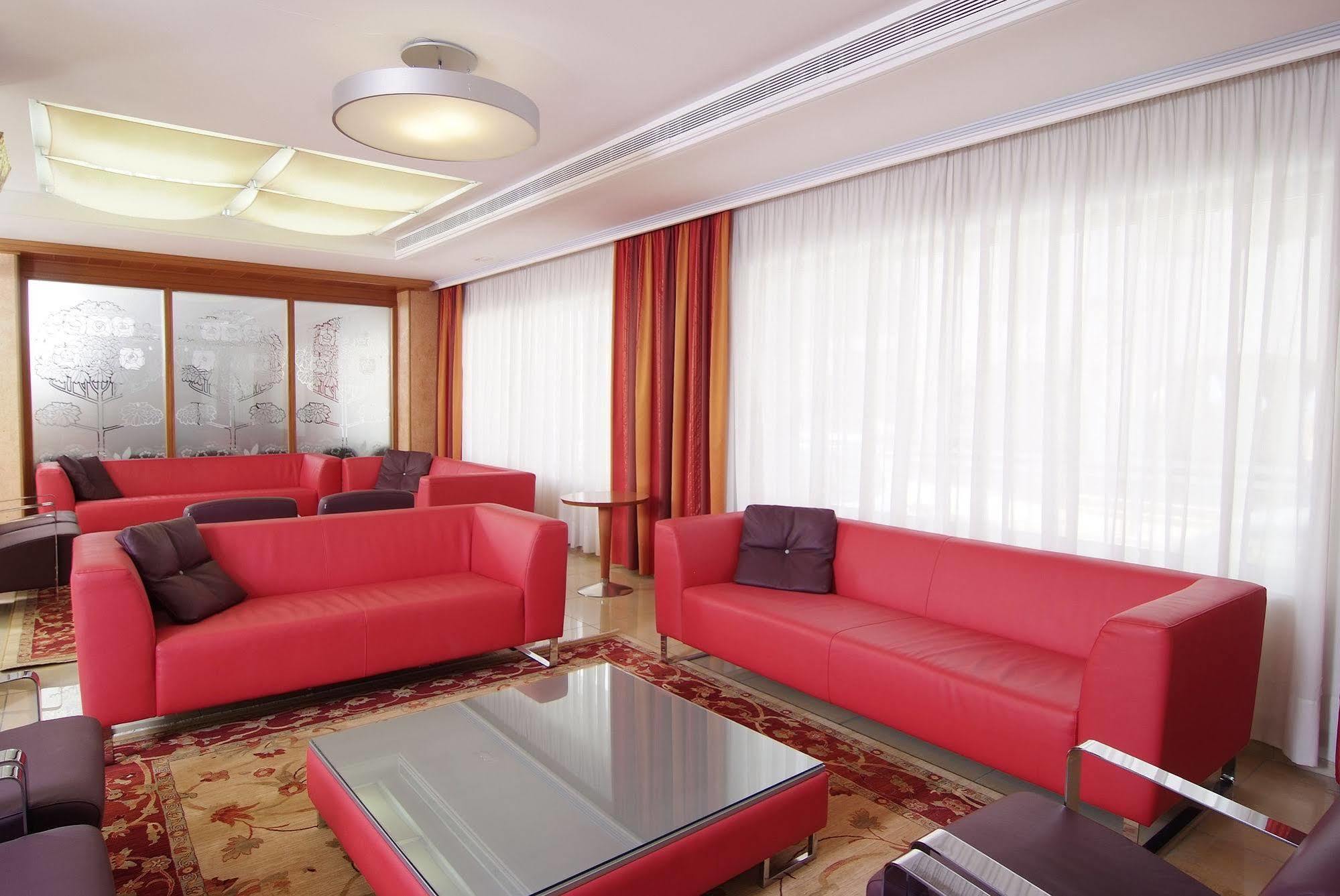 Invisa Hotel La Cala (Adults Only) Санта-Еулалія-дель-Ріо Екстер'єр фото