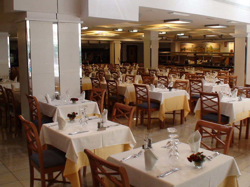Invisa Hotel La Cala (Adults Only) Санта-Еулалія-дель-Ріо Екстер'єр фото